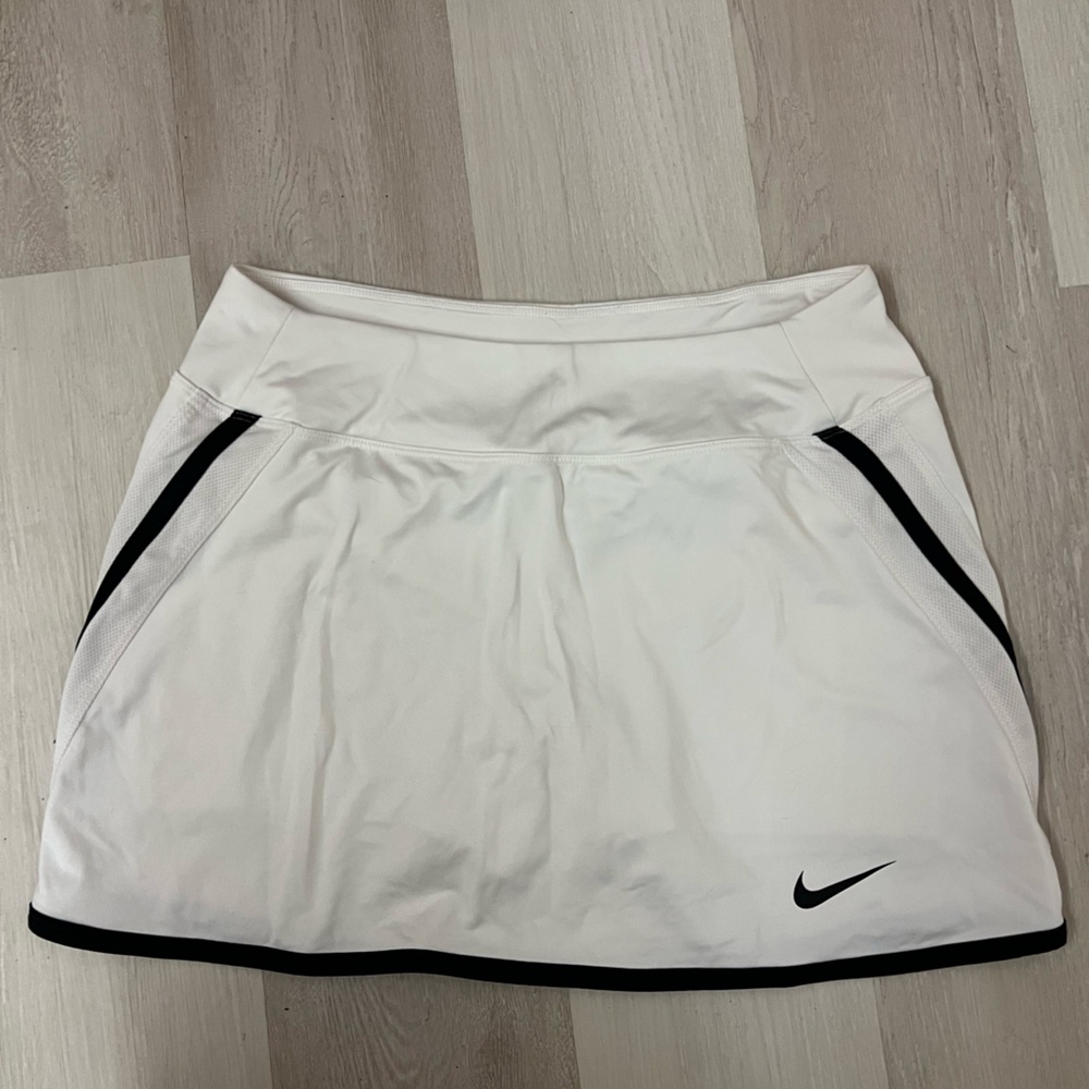 Nike White Tennis Skirt with Black Accents